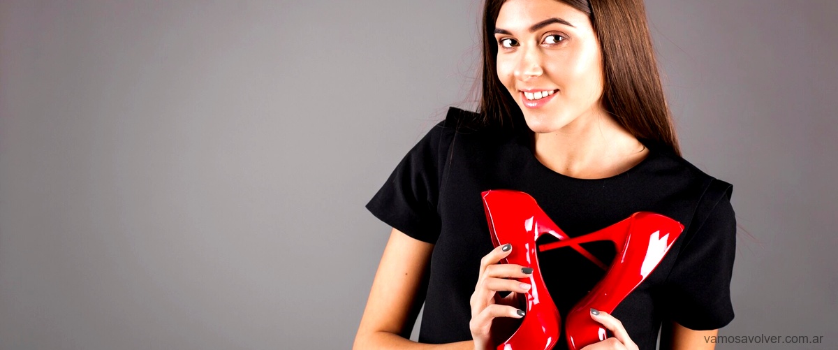 Converse rojas para mujer: el toque de color perfecto para tus outfits