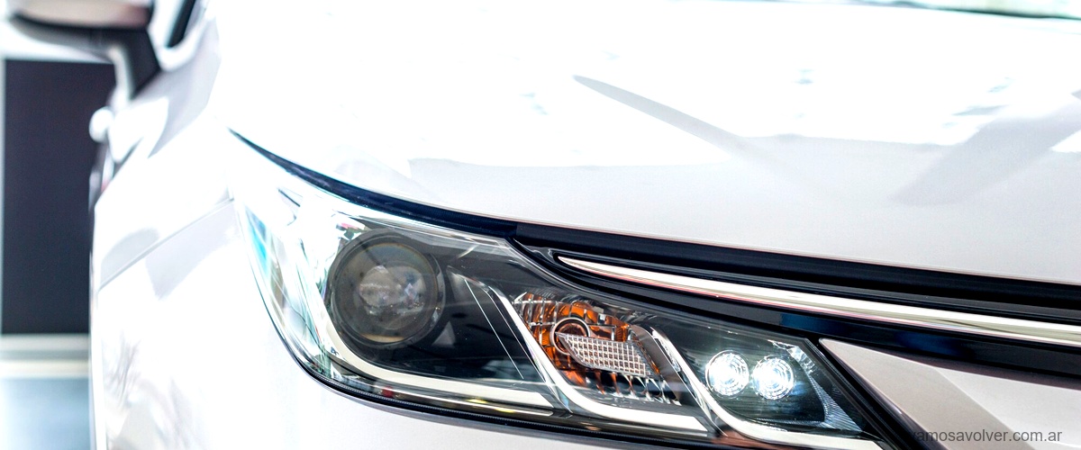 ¿Cuánto es la multa por llevar luces LED en el coche?
